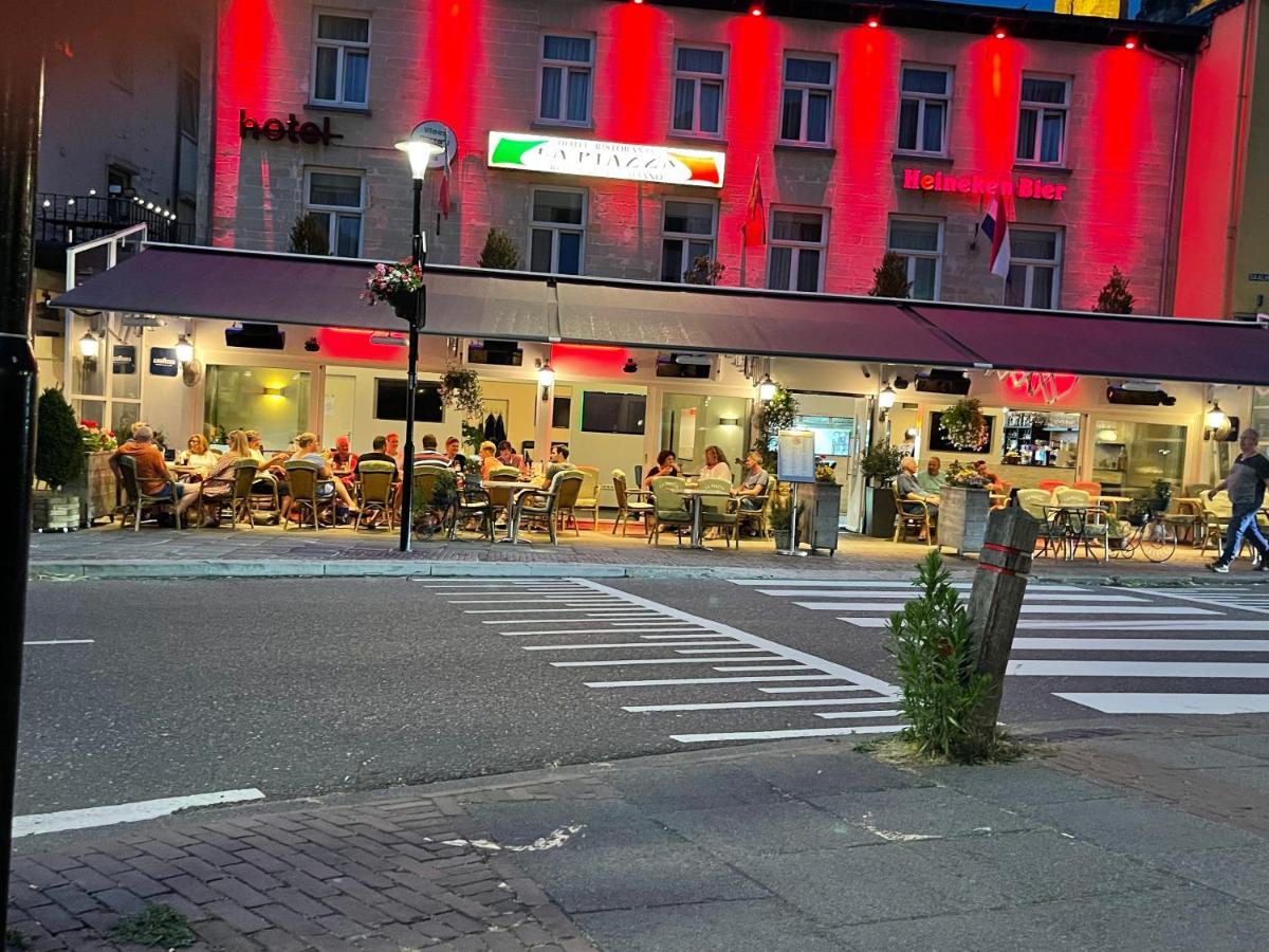 广场餐厅酒店 法尔肯堡 外观 照片